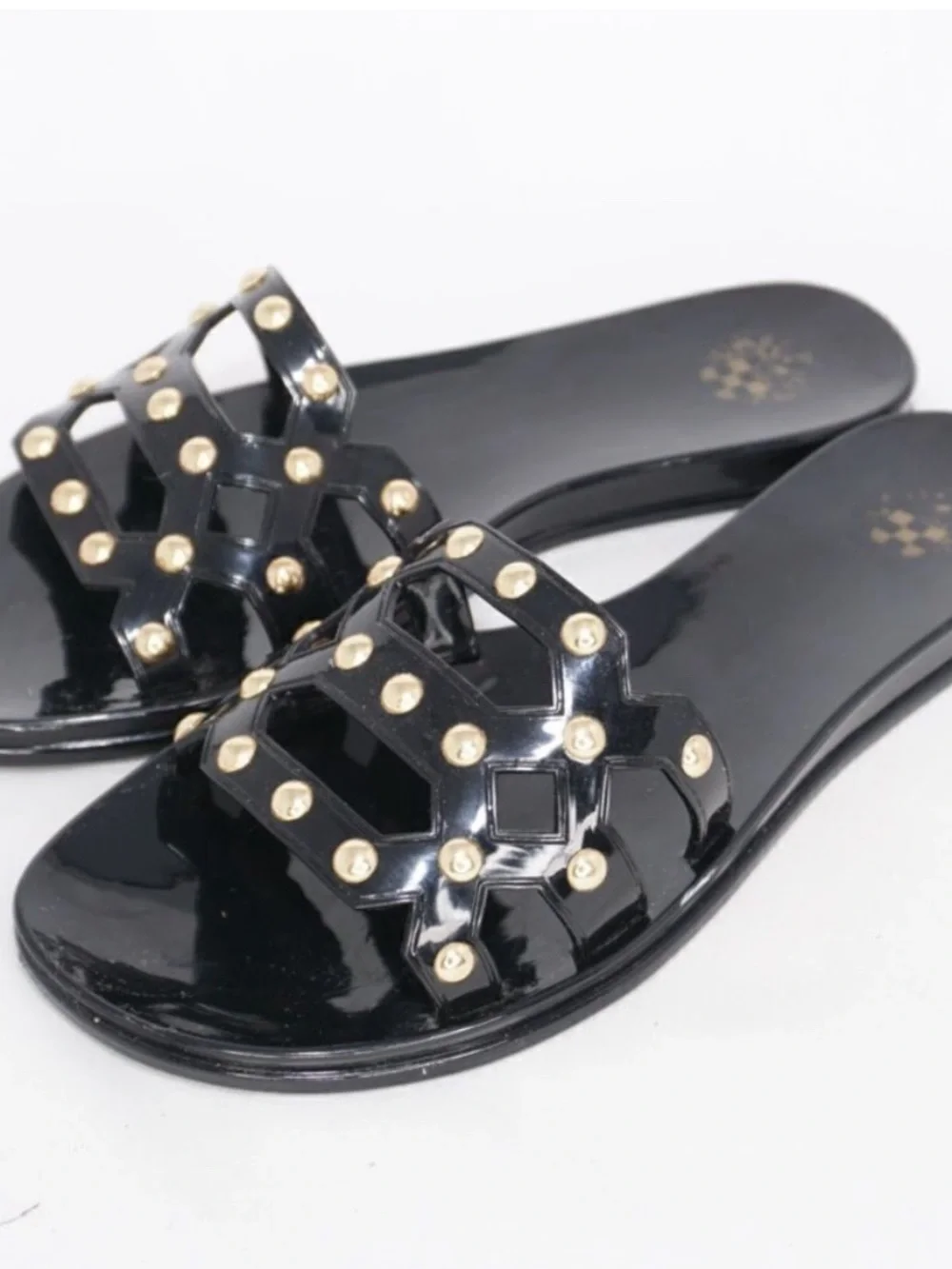 Vince Camuto Carron studded jelly water-resistant sandals vintage-inspired. Sz 7